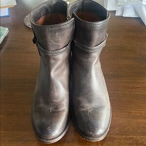 Chic Brown Leather Ankle Boots